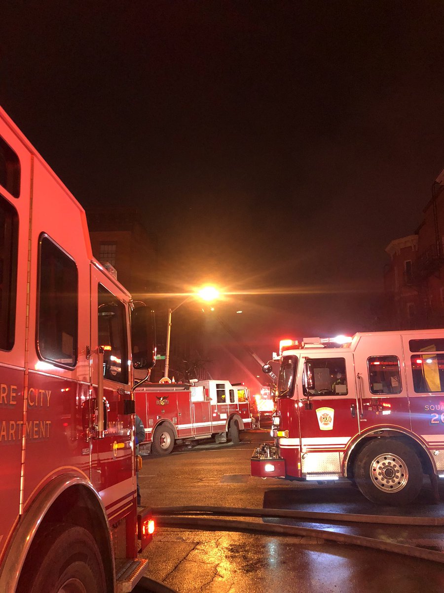 4-alarm fire: 100 firefighters & 20+ fire trucks still battling an active fire; this is a vacant building and several people were able to self-evacuate. The cause is not yet known