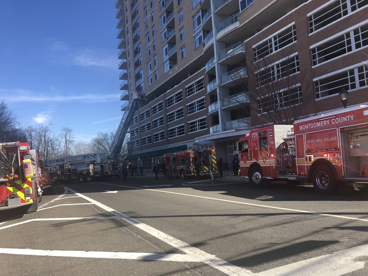 Montrose Crossing condos, fire on six floor, building partially evacuated