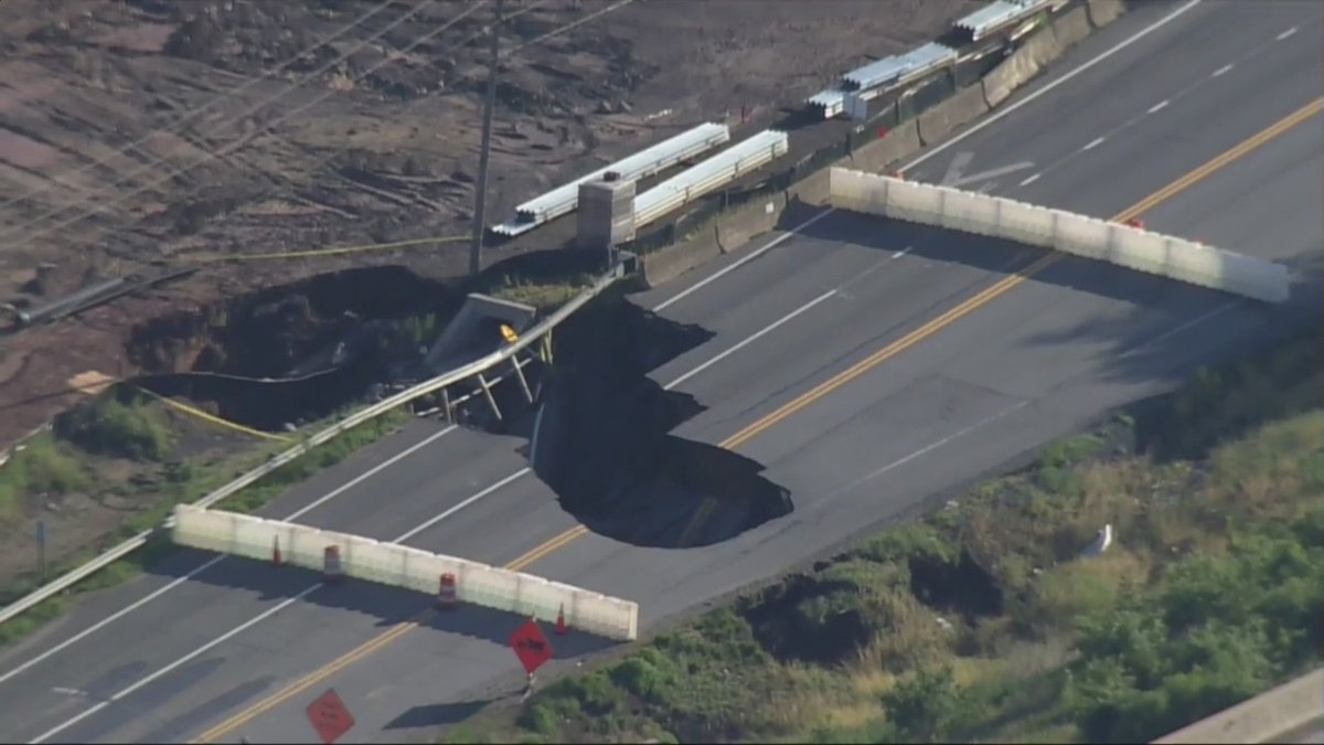 A massive sinkhole on Monocacy Boulevard near U.S. 70 in Frederick is still causing major traffic issues in the area Monday morning