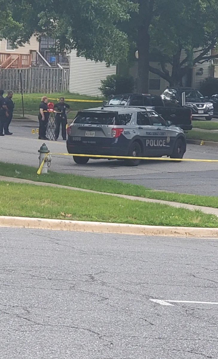 Fatal shooting Triple shooting on forest park dr. in District Heights, md leaves one person dead after approximately 82 shell casings were reported on the scene