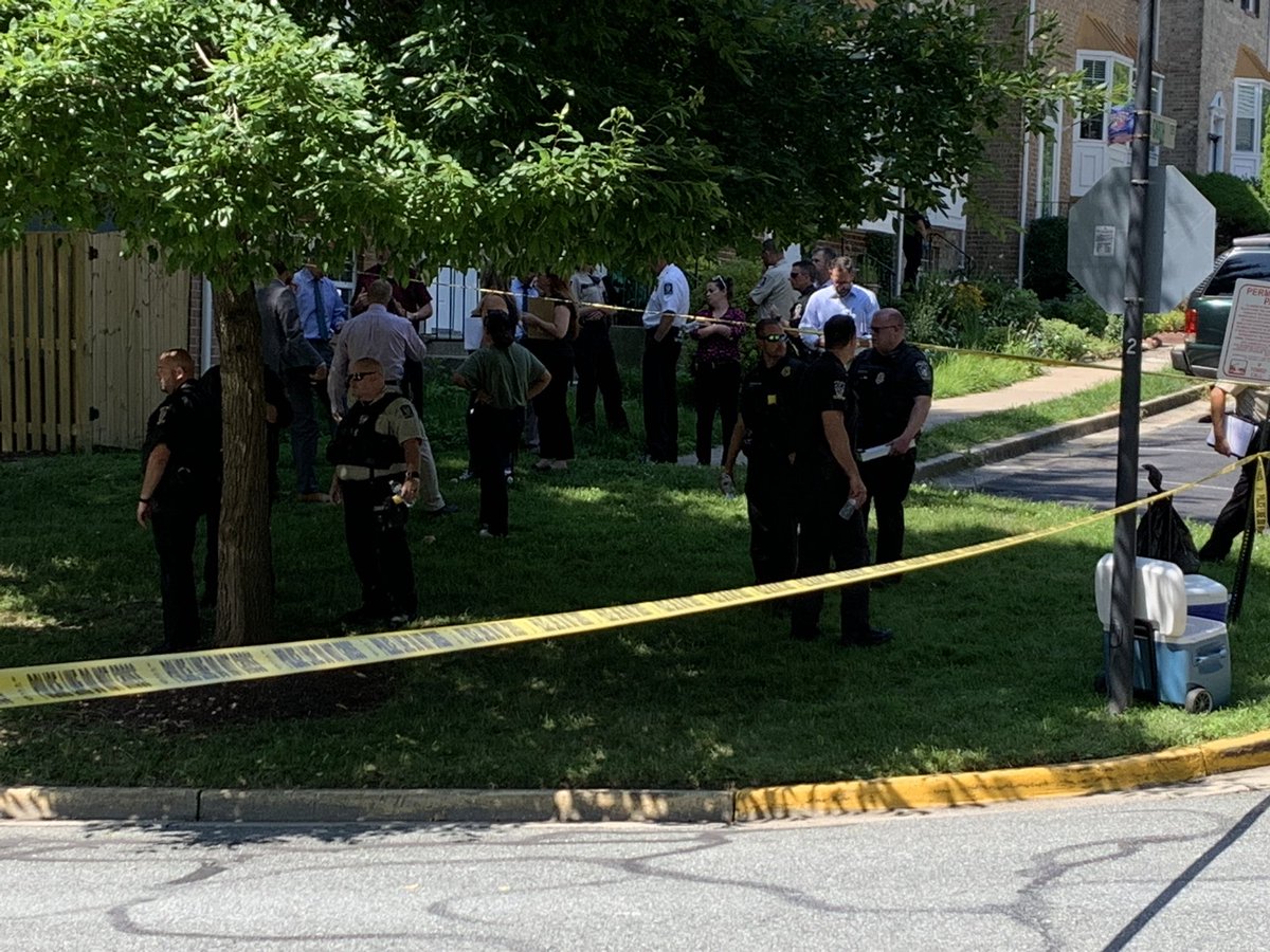 Shooting in Gaithersburg. Heavy law enforcement presence here.  Montgomery County Sheriffs office and US Marshals Task force are agencies involved.