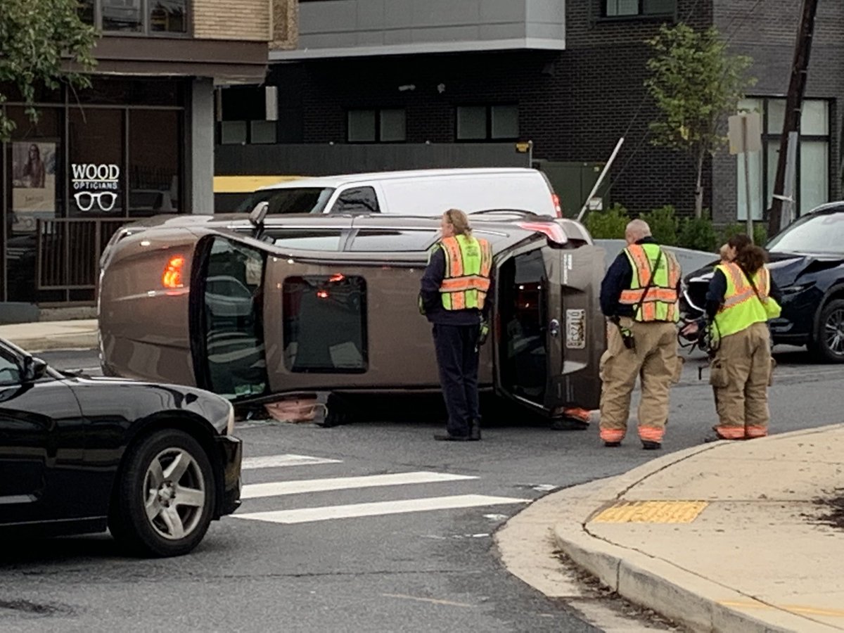 Accident on Knowles Ave at Connecticut Ave in Kensington, MD. Car vs minivan. Looks as if everybody is ok. 