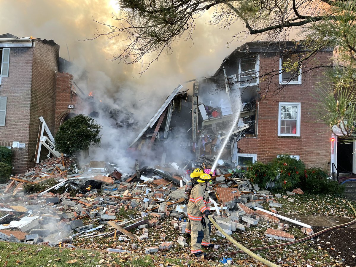 Quince Orchard Boulevard, building explosion and fire