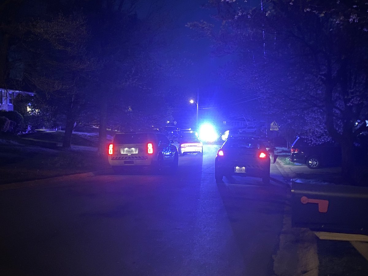 Police have a driver in custody after he tried to flee at high speeds from Montgomery County Police on a traffic stop. Officers found his car running on Palermo Drive in Calverton/Silver Spring