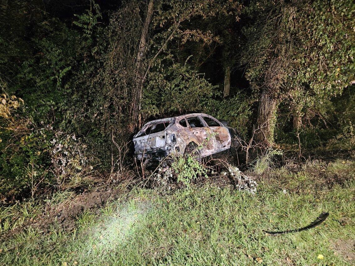 Clara Barton Plwy between MacArthur Boulevard and DC line, collision, involves four (4) vehicles one of which was on fire, everybody got out, @MCFRS_EMIHS evaluated multiple patients and  transported 3 adults, including 1 Pri2 trauma, both directions on CB Pkwy CLOSED