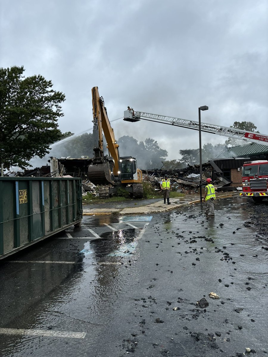 5p  former/old JoAnn Leleck ES at Broad Acres, Beacon Rd, @mcfrs on scene with  4 fire engines & 2 aerial ladder trucks, along with/ several pieces of heavy equipment, all making good progress with  fire fight & demolition, considerable amount of fire extinguishment has occurred