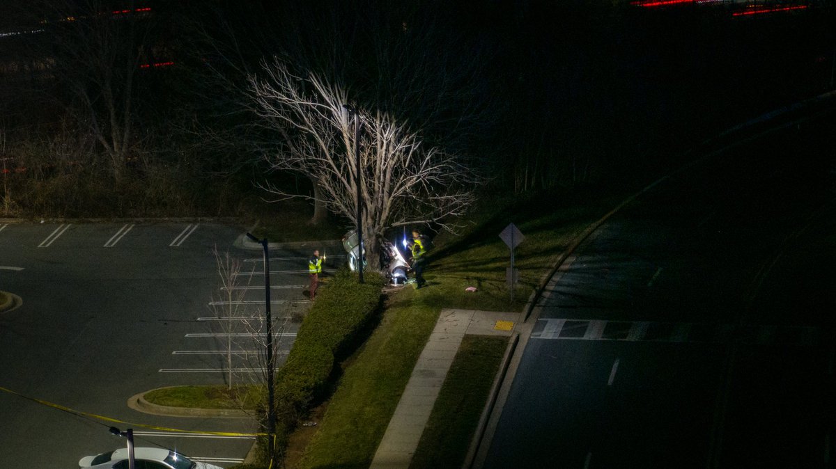 Gaithersburg Police, Montgomery County Police 6th District officers and Montgomery County Fire Rescue personnel were dispatched to the 200 block of Perry Parkway for the report of a single-vehicle collision 