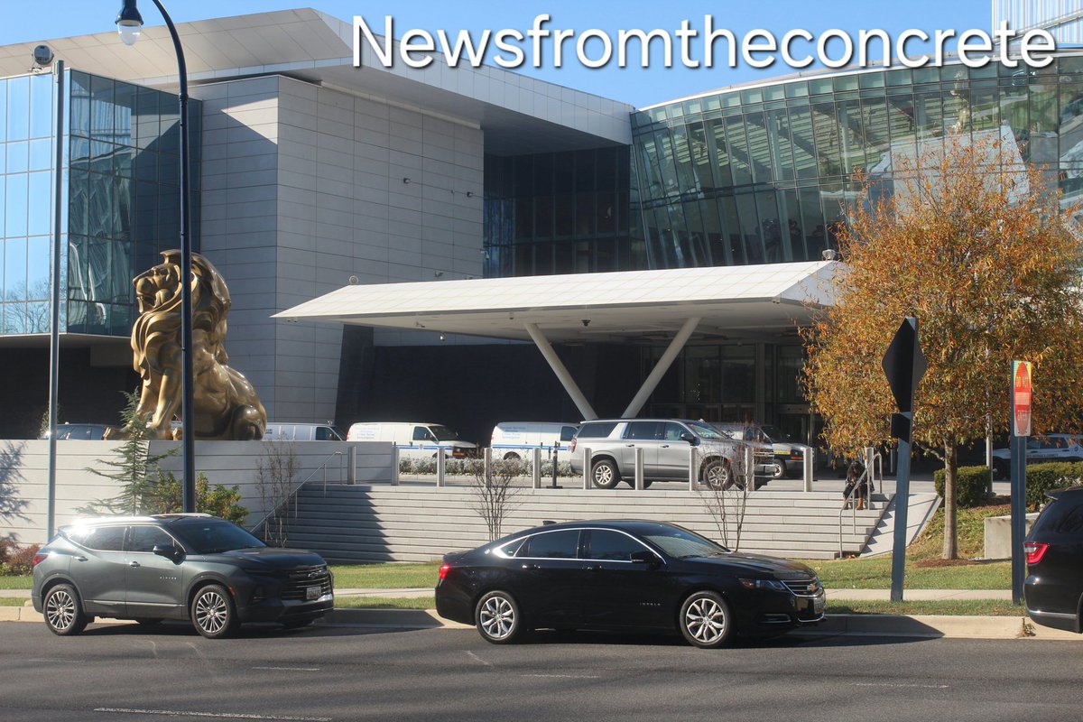 101 MGM National Ave. National Harbor, MD. @PGPDNews on scene investigating a shooting with an adult male pronounced dead on scene from gunshot wound injuries. 