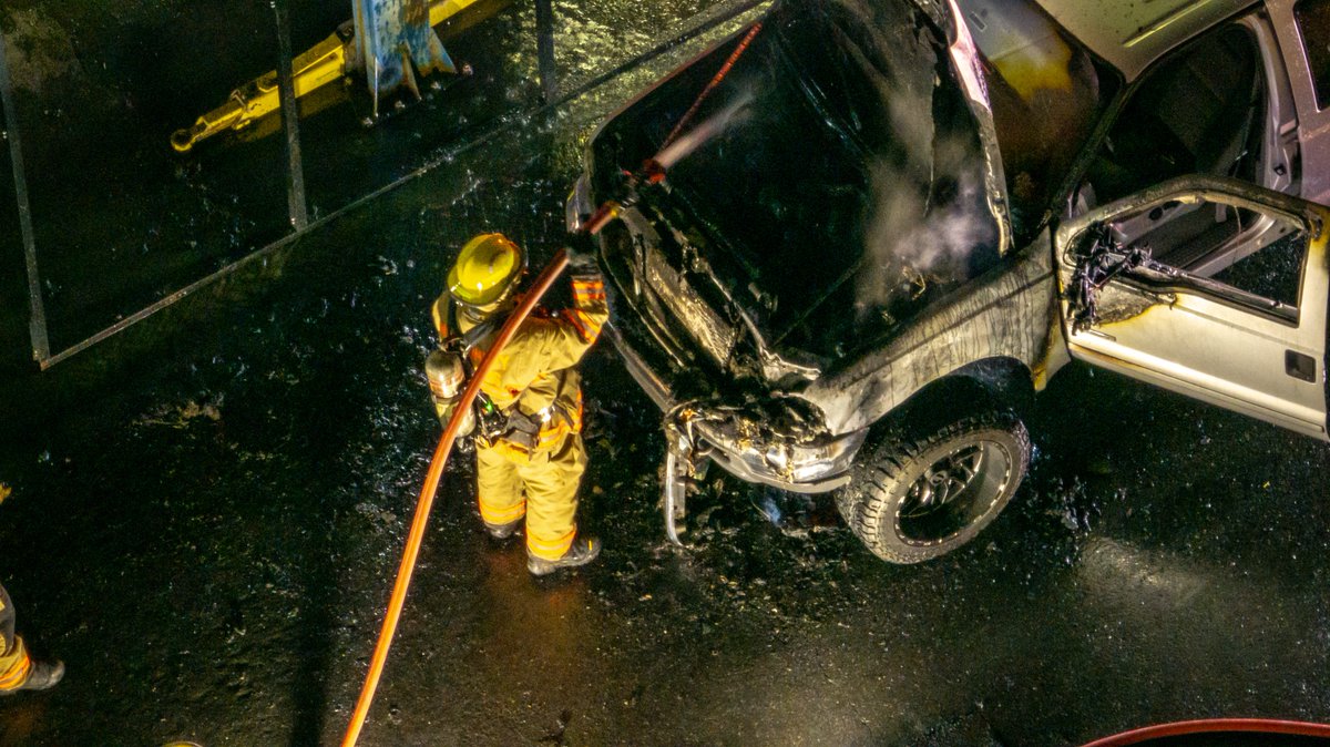 Olney, MD - Aerial of the scene of the reported vehicle fire in the area of 3400 Blk N High St (Graeves Auto & Tire). 