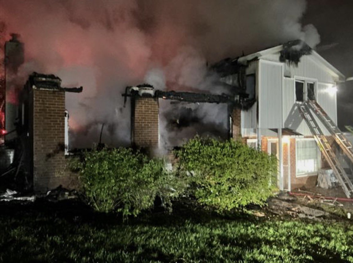 FATAL HOUSE FIRE - 9100blk Charred Oak Dr, Bethesda, @mcfrs FFs arrived on scene with  2 story split level with  heavy fire through out structure. 1 person rescued & transported  