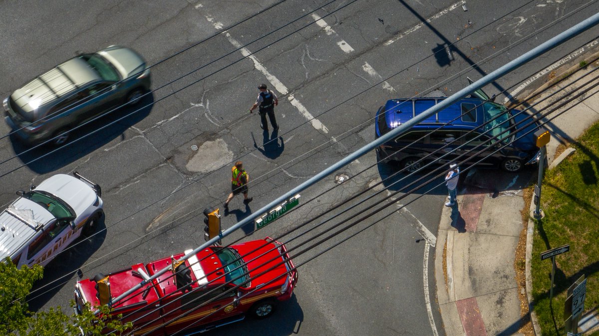 Olney, MD - Aerial of the scene of a reported crash at the intersection of SB Georgia Ave and King William Dr
