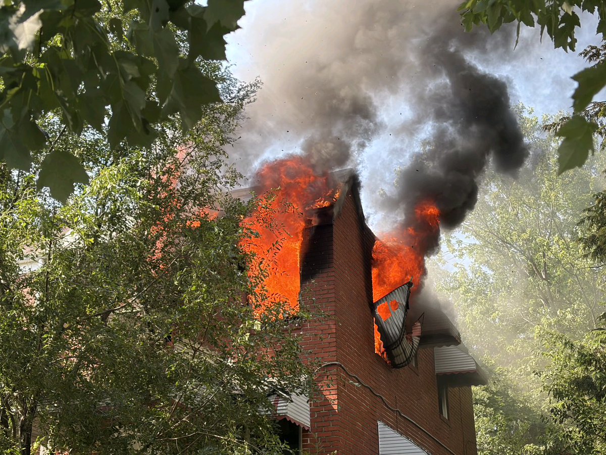 Photos from this morning’s fire in South Baltimore. 