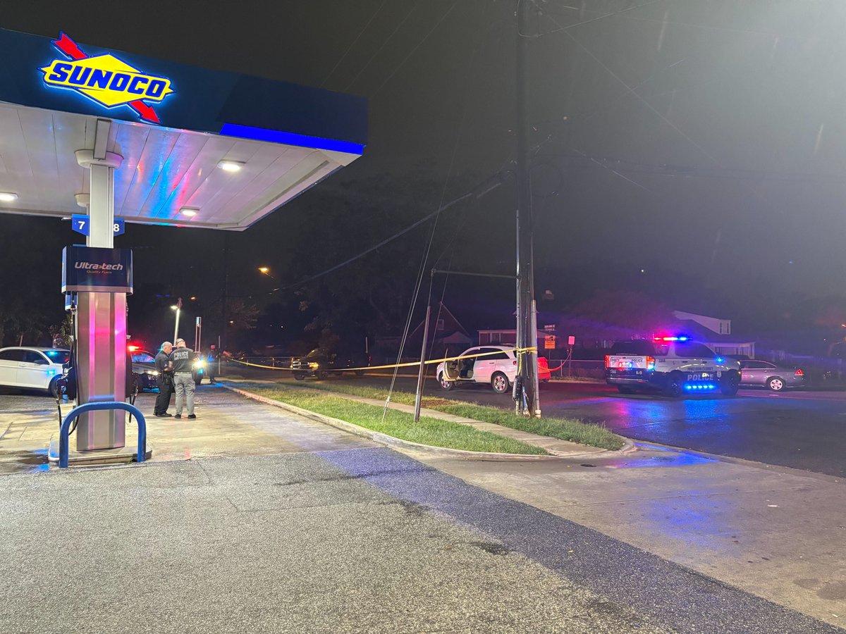Adult male, notified an officer in the area that he was suffering from a gunshot wound(s). Upon further investigation, the shooting took place in the area of Colebrooke Drive and Fairlawn Street.