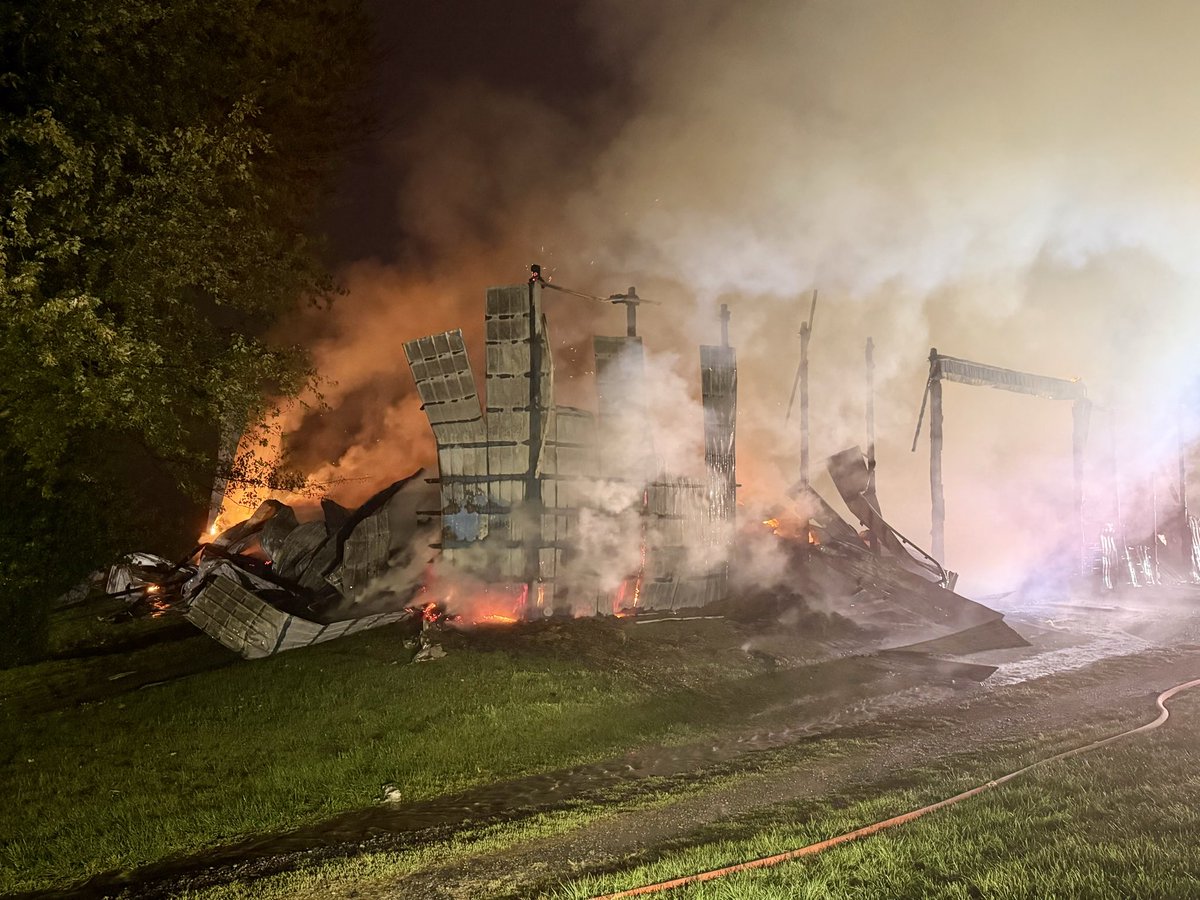 Laytonsville Rd, structure fire fire under control, contained, working on hot spots & overhaul, no injuries, significant damage - Laytonsville Rd, 100'x75' hay barn, 'well-involved' upon arrival, total loss, bulk of fire 'knocked down, fire contained but significant overhaul, many hot spots, >65 FFs were on scene, no injuries  